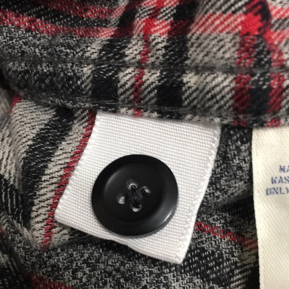 Lands end  plaid Button Down shirt. Size small - Picture 8 of 11